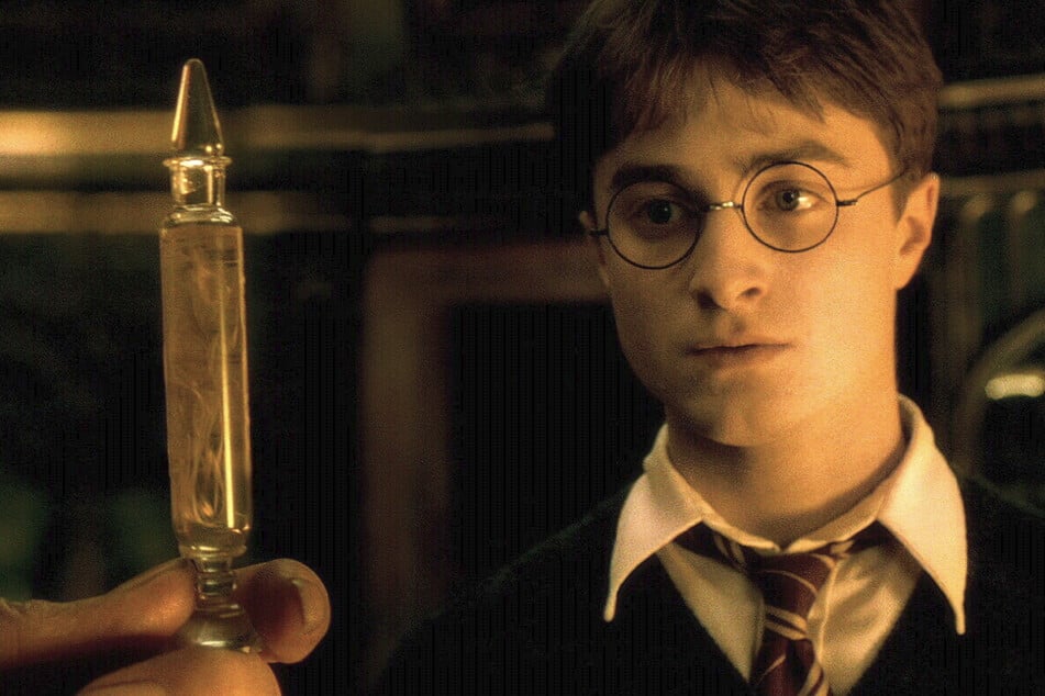 Harry Potter erfährt im 6. Teil das dunkle Horkrux-Geheimnis von Lord Voldemort.