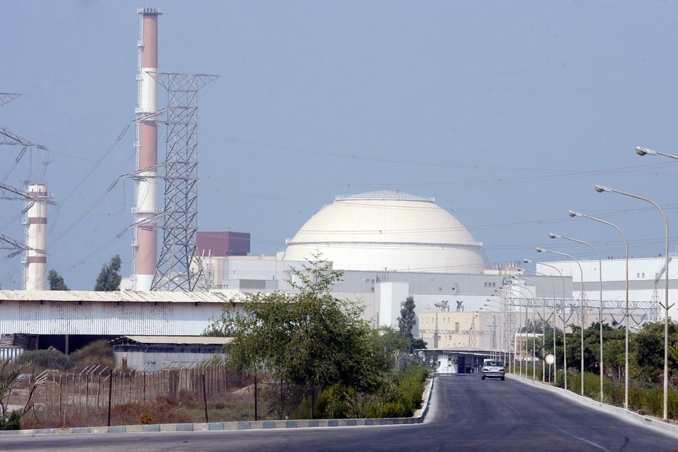 In der Stadt Buschehr steht ein Atomkraftwerk. Wenn eine Rakete den Reaktor trifft, könnte dies fatale Folgen haben. (Archivbild)
