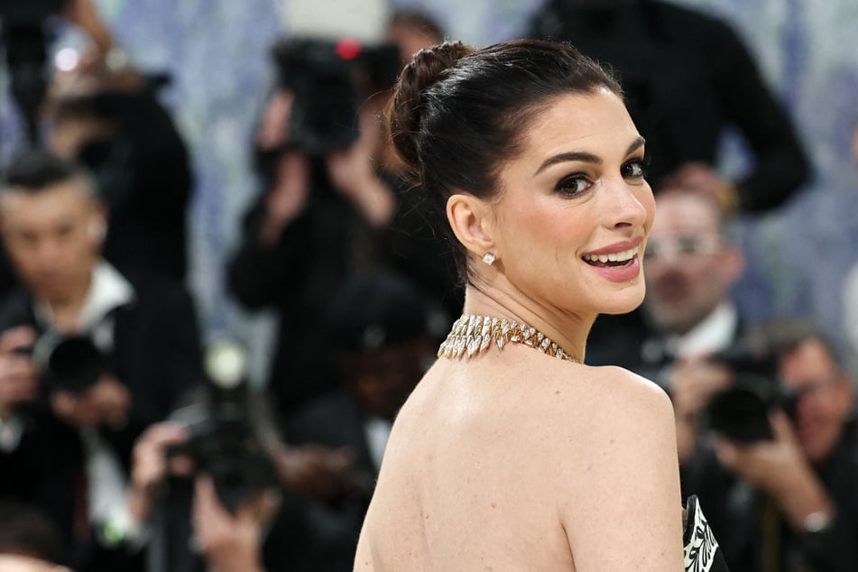 Hat sie ein Facelifting machen lassen? Anne Hathaway räumt endgültig mit Gerüchten auf