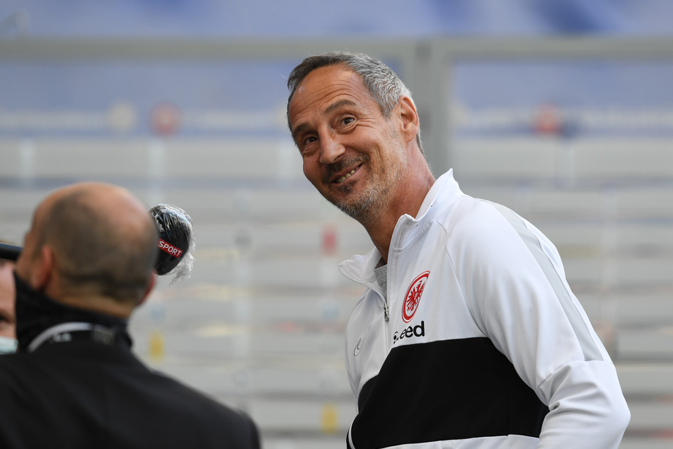 Eintracht-Coach Aci Hütter (50) will die Partie bei den Bayern keinesfalls im Vorfeld abschenken.