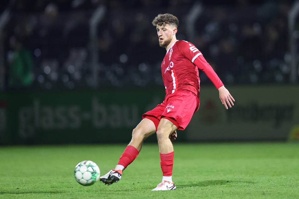 Der Vertrag von Tim Campulka (25) in Cottbus läuft aus, verlängert sich nur bei Aufstieg. Geht er vom FCE zum nächsten Verein?