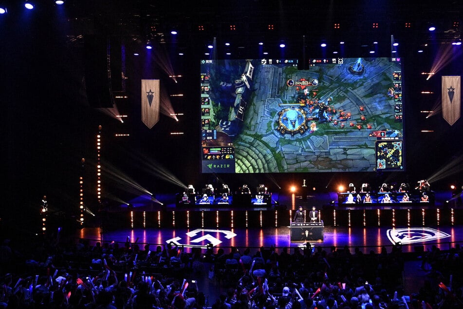 International Olympic Committee proposes creation of E-sports Games