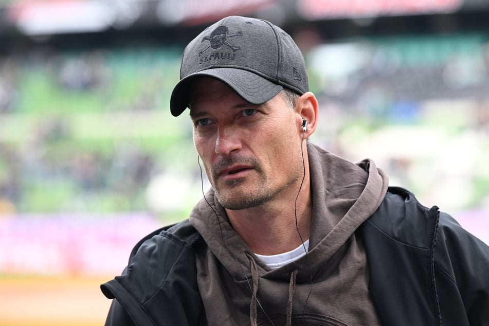 Alexander Blessin (52) bereite sein Team mit kreativen Videoanalysen auf die kommende Partie gegen Hoffenheim vor.