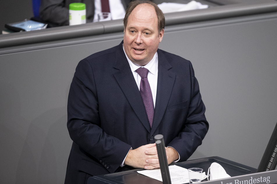 Kanzleramtschef Helge Braun (48, CDU).