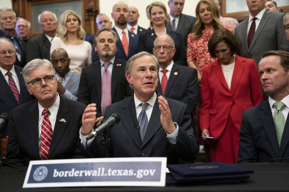 Texas Governor Greg Abbott held a press conference announcing his plan to build a border wall with a combination of state and private funds.