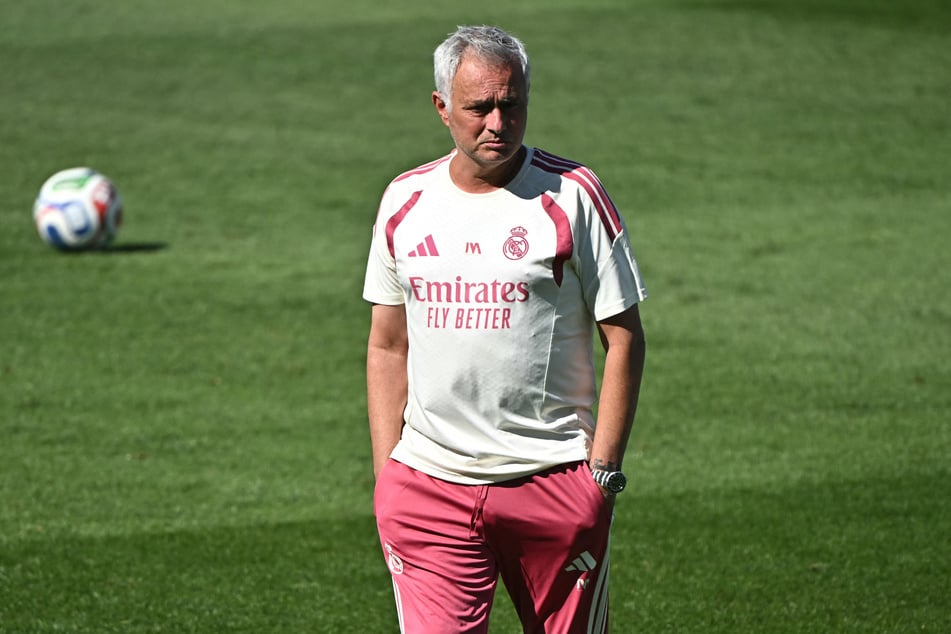 Für Trainer José Mourinho (63) würde Diomande sogar "sterben", wie er in einem Interview sagte.