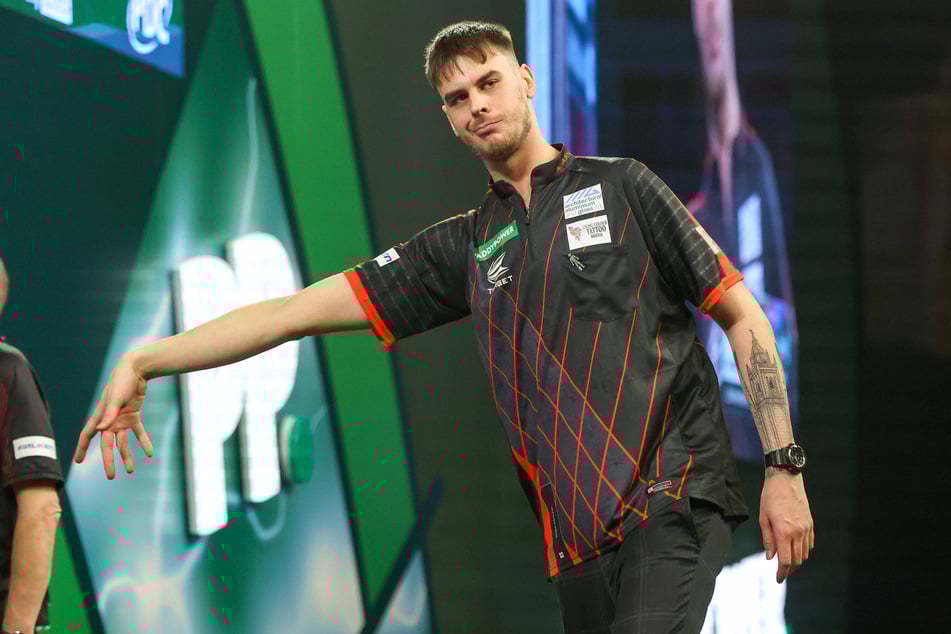 Dom Taylor (27) konnte sich über seinen Erfolg bei der Weltmeisterschaft nur ganz kurz freuen. Anschließend wurde er disqualifiziert und suspendiert.