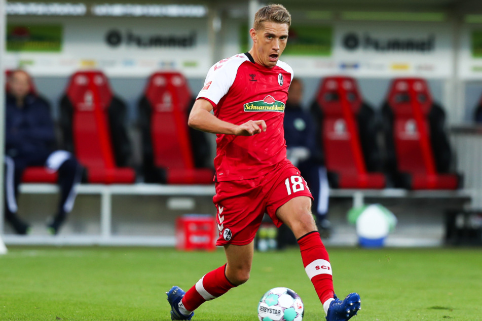 Nils Petersen (31) stürmt für den SC Freiburg.