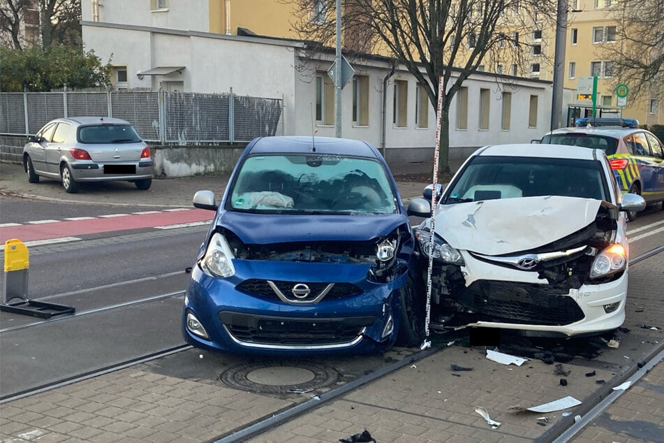 Unfall in Magdeburg: Vier Personen verletzt, darunter Kinder!