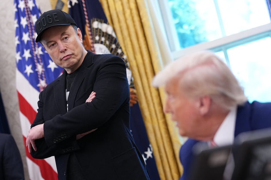 Podcaster Benny Johnson spilled the beans on President Donald Trump's (r.) reunion with Elon Musk (l.) at Charlie Kirk's memorial service.