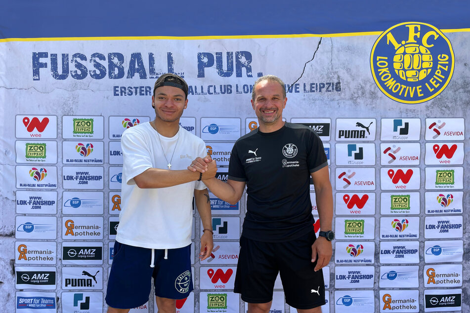 Theo Ogbidi (20, l.) mit Loks Sportdirektor und Chef-Trainer Almedin Civa (49).