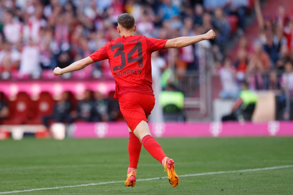 Lovro Zvonarek hat den FC Bayern gegen den VfL Wolfsburg am 33. Spieltag der Bundesliga früh in Führung geschossen.