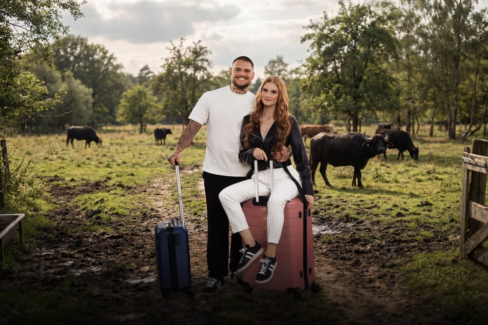 Reality-Star Nico Legat (28) und seine Freundin Laura Parrinello (26) nehmen an der elften Staffel von "Das Sommerhaus der Stars" teil.