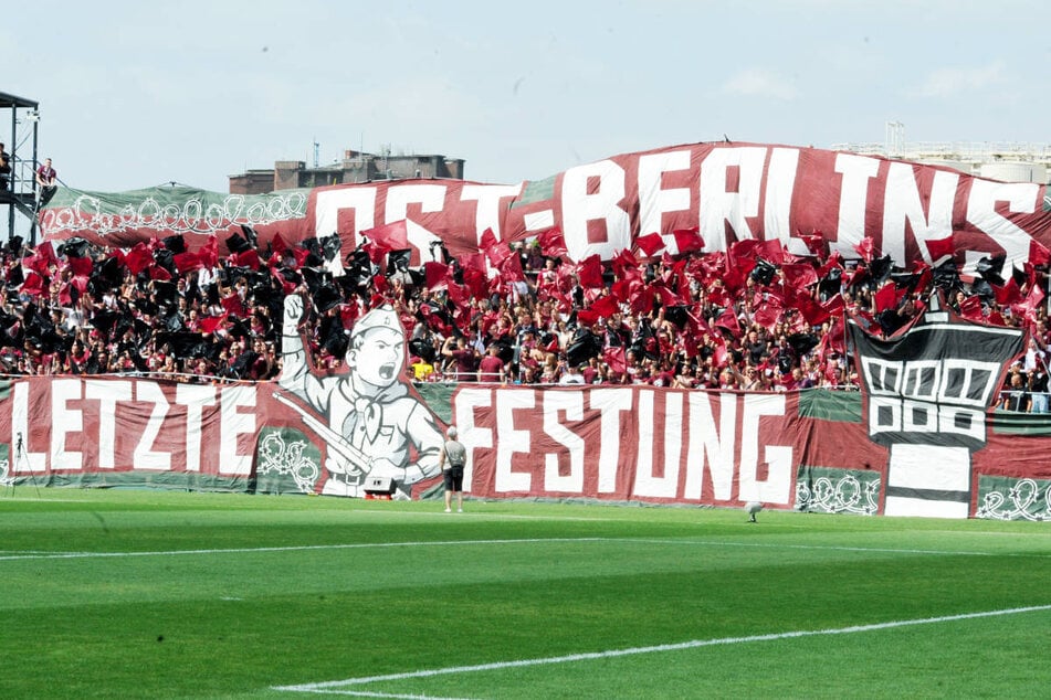 Am Rande des Pokalhalbfinales hat es am Sonntag Ausschreitungen zwischen BFC-Anhängern und der Polizei gegeben. (Archivfoto)