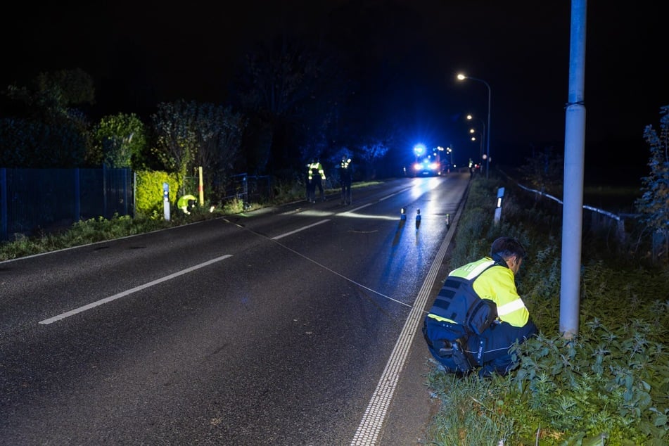 Der Unfall passierte auf der Landstraße 142 in Grevenbroich.