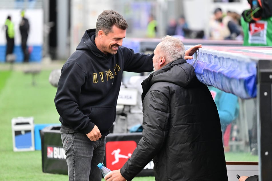 Thomas Stamm (l.) und Tim Walter (r.) begrüßten sich herzlich in Kiel.