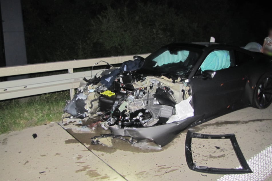 Auch dieser Porsche war in den Unfall verwickelt.