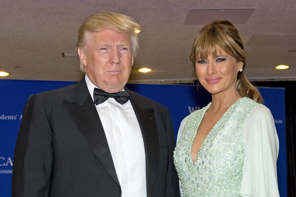 Donald and Melania Trump (r.) photographed at the 2015 White House Correspondents' Dinner.