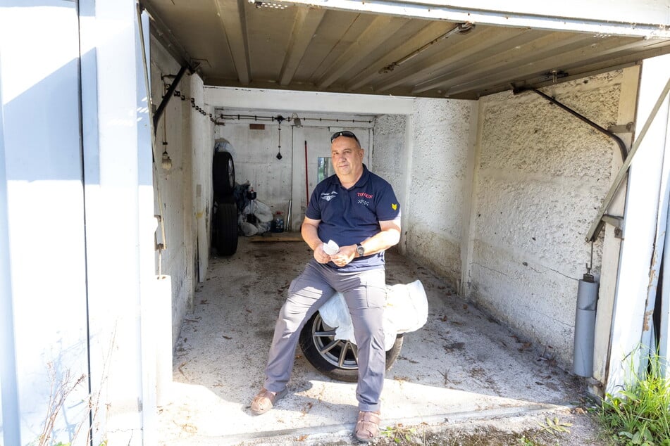 Seit 2010 ist Wagner Pächter der Garage aus den 1960er-Jahren, parkt hier normalerweise seinen BMW.