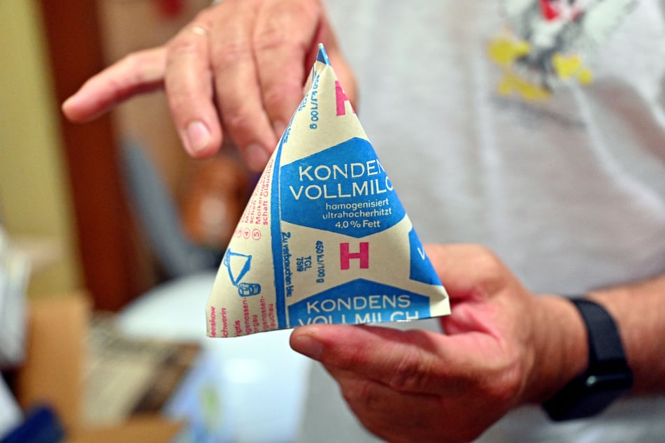 Auch eine (leere) Kondensmilchtüte packte Thomas Böttcher ein.