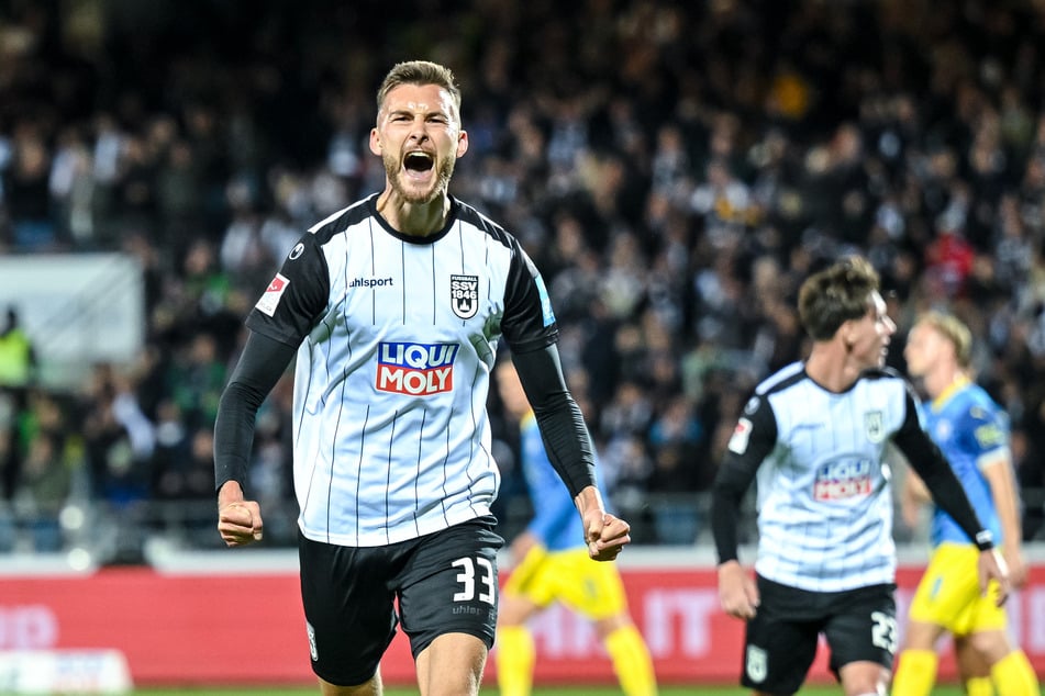 Ulm-Angreifer Felix Higl (28) will künftig für die SpVgg Greuther Fürth jubeln.