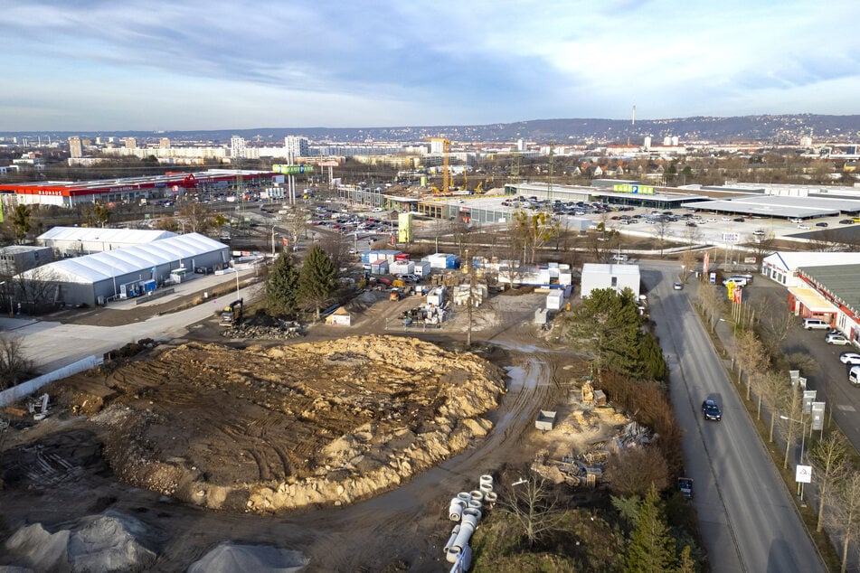 Unweit des neuen Kaufparks in Nickern (Hintergrund) soll in diesem Jahr ein größeres Möbelhaus entstehen.