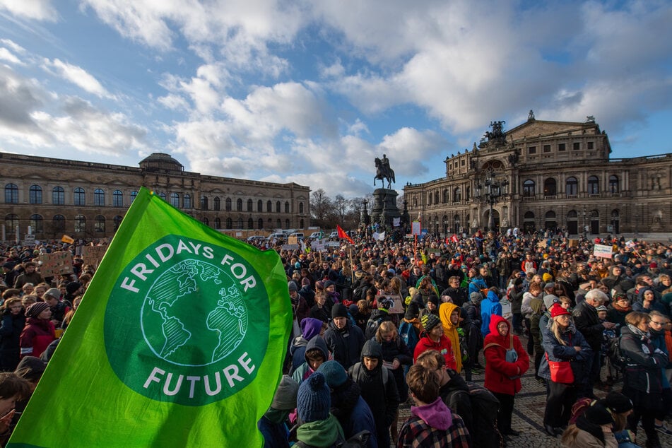 Die Klimaaktivisten von "Fridays for Future" wollen am Freitag in Dresden demonstrieren. (Archivfoto)