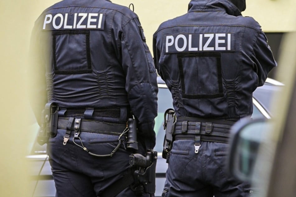 Die Chemnitzer Kriminalpolizei durchsuchte zahlreiche Wohnungen in Chemnitz, Mittelsachsen sowie im Erzgebirge. (Symbolfoto)