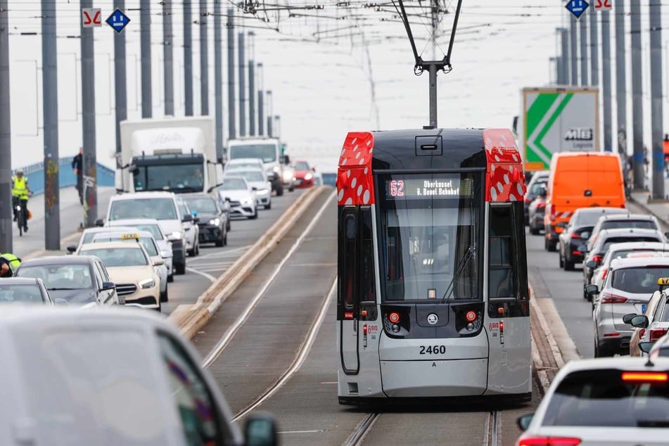 Nordbrücke gesperrt: Jetzt könnt Ihr in Bonn gratis Bus und Bahn fahren