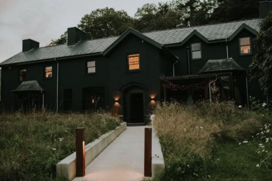 Für ein speziell zusammengestelltes 30-Gänge-Menü verlangt des Restaurant Ynyshir rund 500 Pfund (ca. 574 Euro).