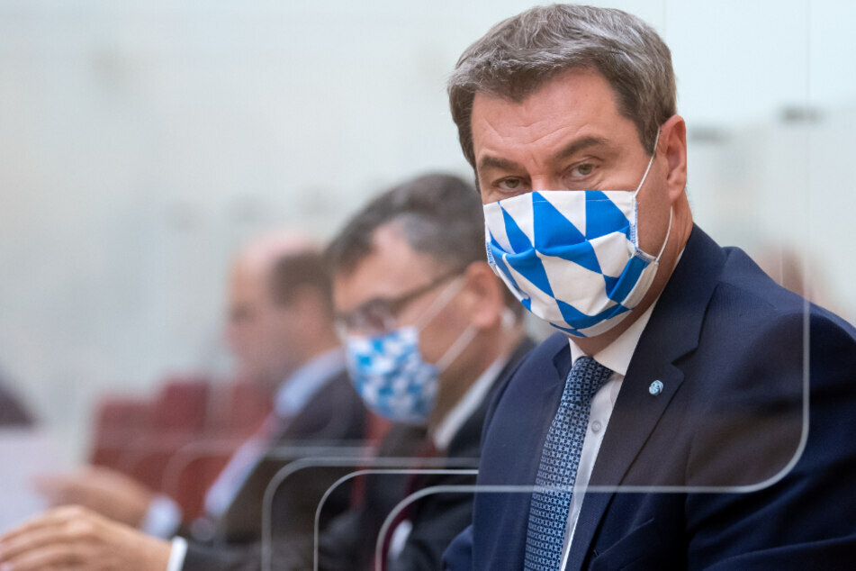 Die Maskenpflicht im bayerischen Landtag bleibt auch weiterhin bestehen. (Archiv)