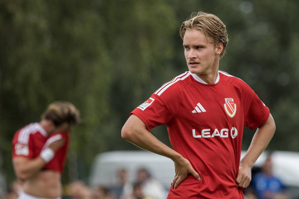 Lukas Michelbrink (21) wurde vor der Rückreise nach Deutschland vom Trainer-Aus überrascht.