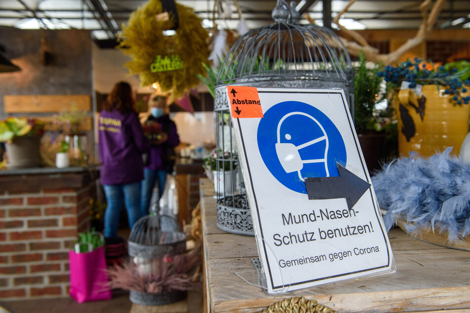Um die Ausbreitung des Coronavirus einzudämmen, mussten auch Blumenläden schließen. Nun könnten sie bald wieder aufmachen.