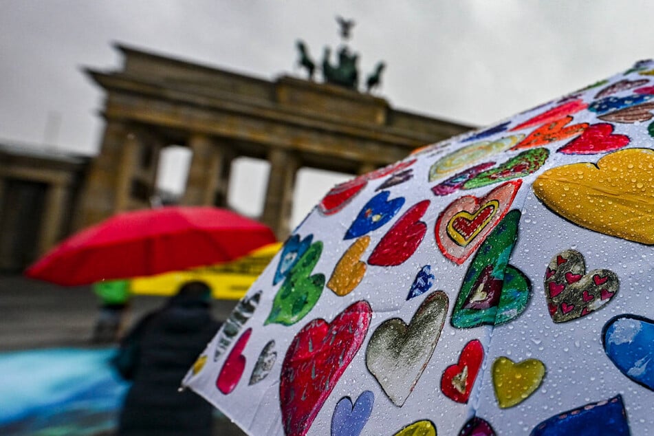 Nach einem verregneten Wochenende stellen sich in Berlin und Brandenburg langsam frühlingshafte Temperaturen ein. (Symbolfoto)