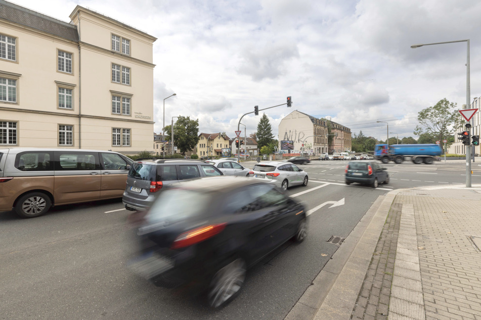 Dresdens lauteste Stelle: die Kreuzung von Stauffenbergallee und Königsbrücker Straße.