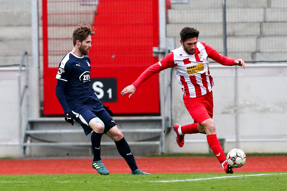 Andis Shala (r.) - hier gegen den Bryan Gaul vom FSV Zwickau - spielt künftig für den Chemnitzer FC.