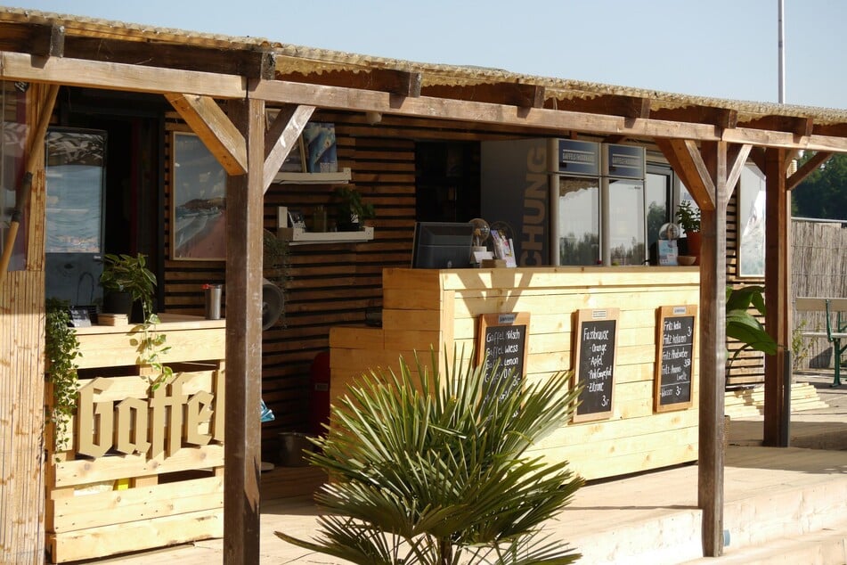 Eine Bar mit Gaffel als Getränkepartner soll zum Abkühlen und Energie tanken einladen.