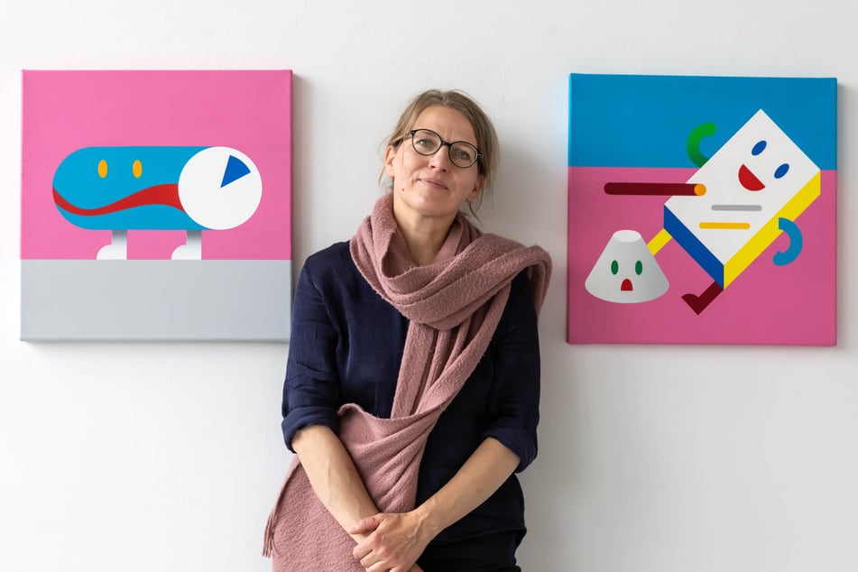 Henriette Schneidewind (47) bringt Farbe ins Kultur-Leben - wie mit diesen Gemälden des sächsischen Künstler-Duos "Doppeldenk".