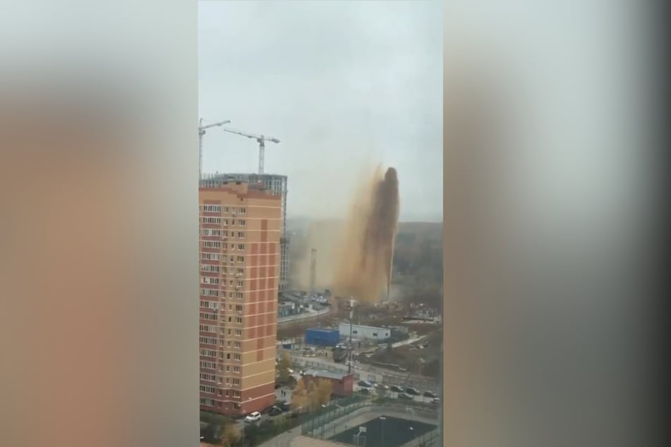 A meter-high fountain of excrement sprayed into the air in Moscow on Monday.