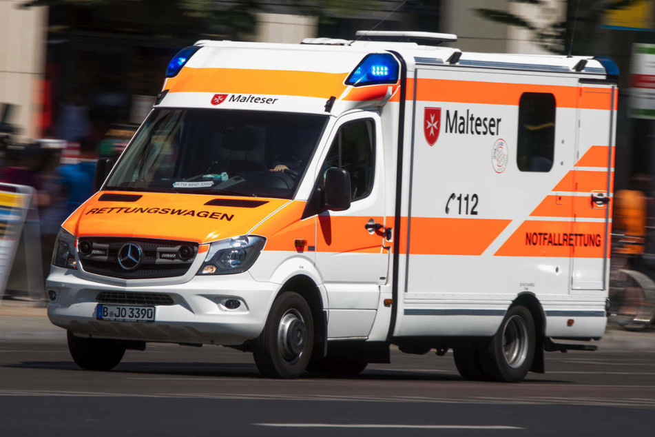 Nach einem schweren Unfall in Neubrandenburg kamen eine junge Mutter und ihr Baby ums Leben. (Symbolbild)