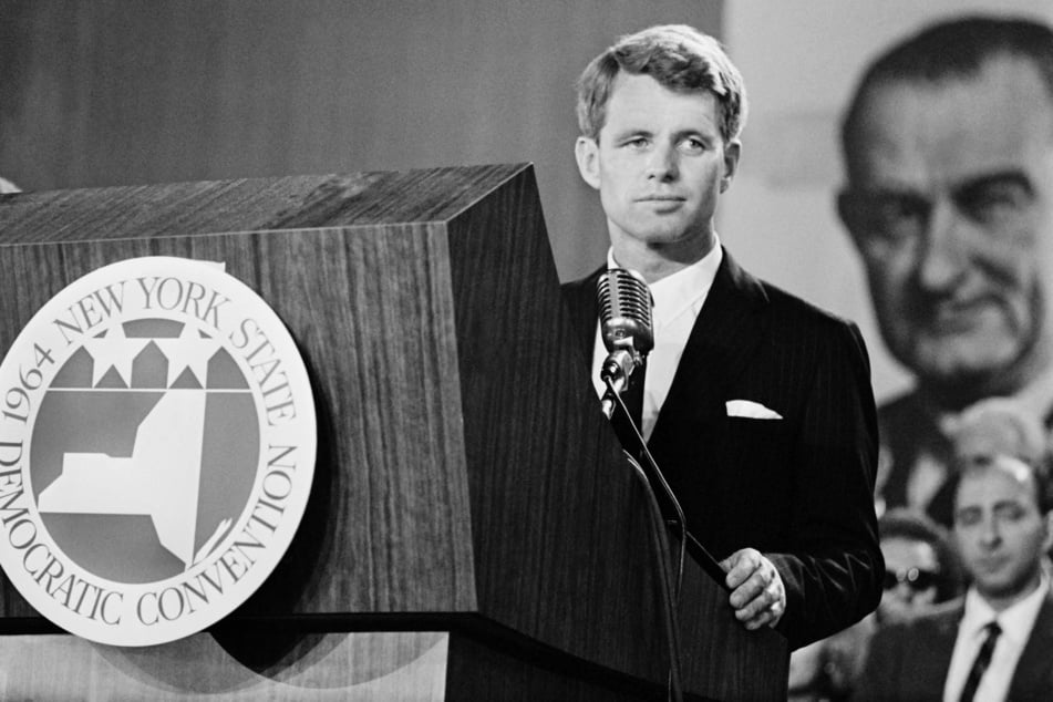 US Attorney General Robert Kennedy gives a speech on September 2, 1964 at the Democratic National Convention in New York.