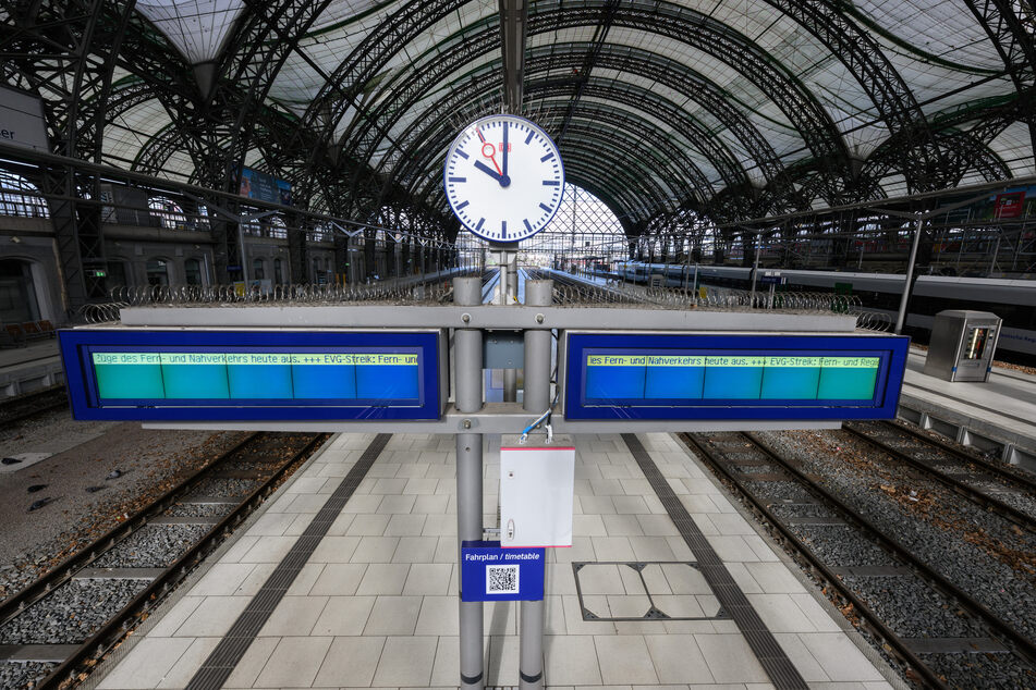 Tote Hose am Hauptbahnhof: Auch der Fernverkehr steht still.