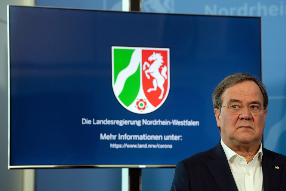 Der NRW-Ministerpräsident möchte ein striktes Corona-Gesetz für das Land auf den Weg bringen.