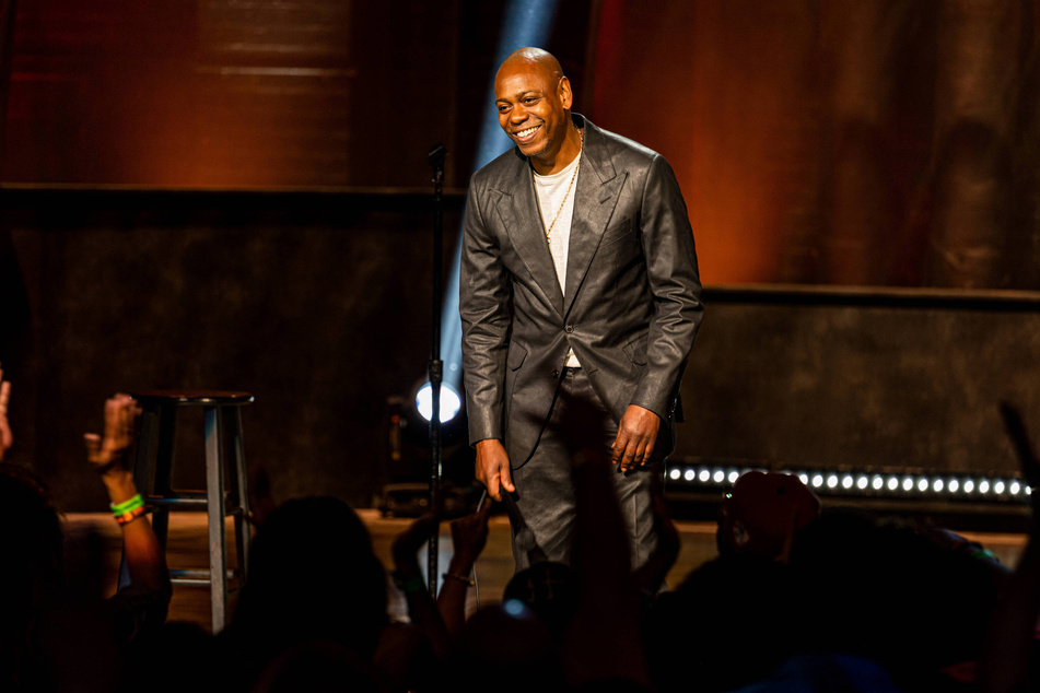 Comedian Dave Chappelle reportedly did a fake monologue during rehearsal, but changed it when he performed live on Saturday Night Live.