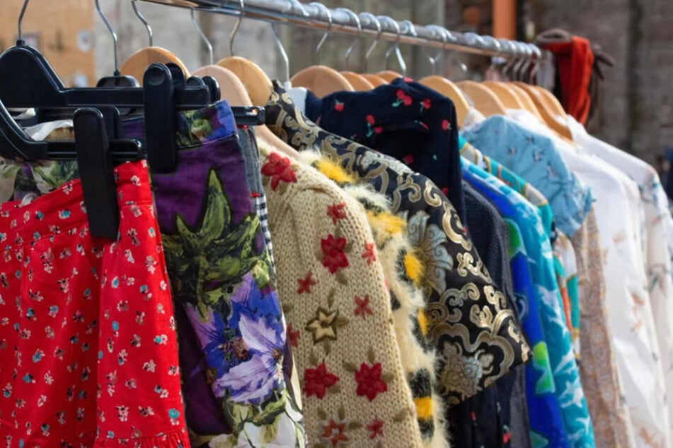 In der Messe Chemnitz findet wieder der Ladyfashion- und Hosenscheißer-Flohmarkt statt. (Symbolbild)