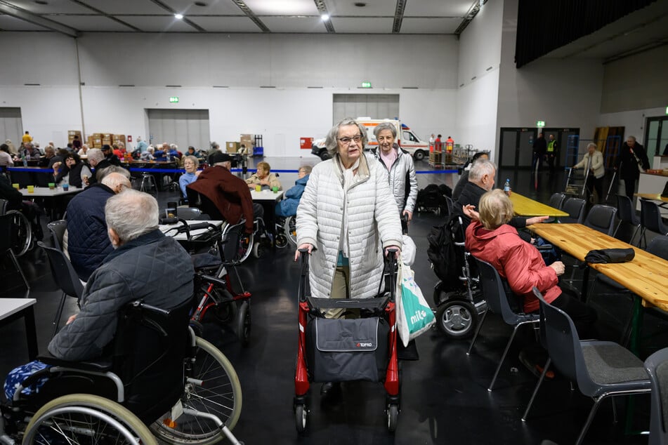 In der Notunterkunft hält sich nur ein Bruchteil der rund 18.000 Betroffenen auf.