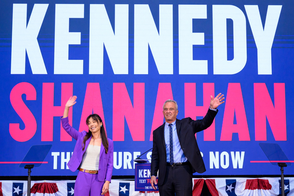 Robert F. Kennedy Jr. (r.) named Nicole Shanahan as his running mate last month.