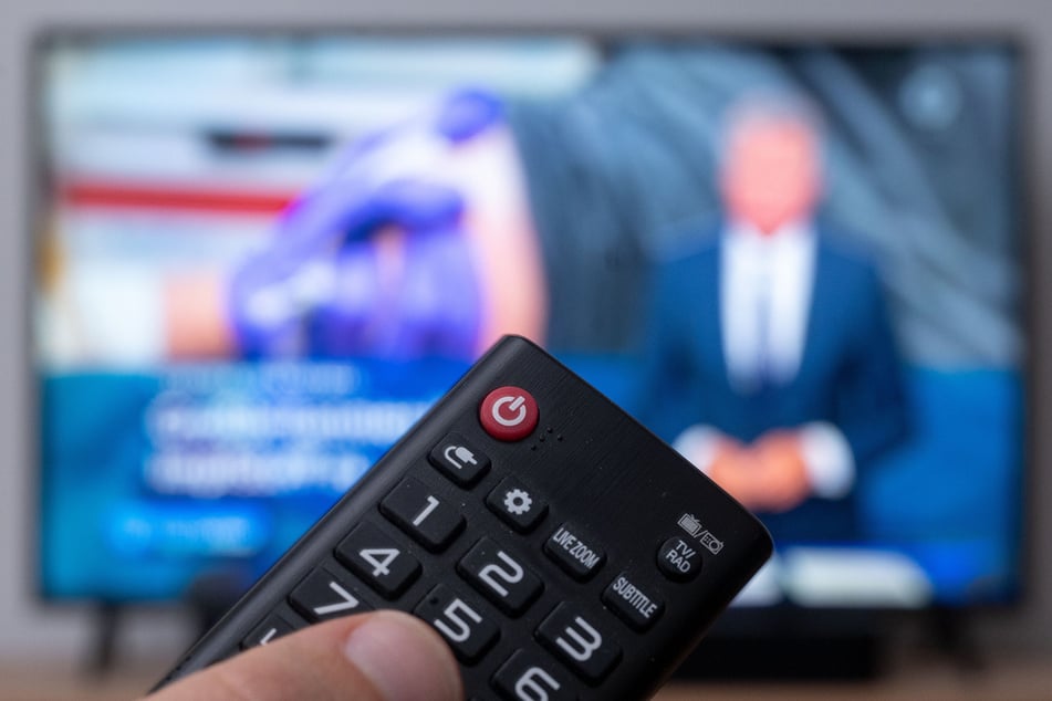 Für öffentlich-rechtliches Fernsehen sind in Deutschland noch immer Gebühren fällig. An-, Um- und Abmeldung bei der GEZ sind kostenlos.