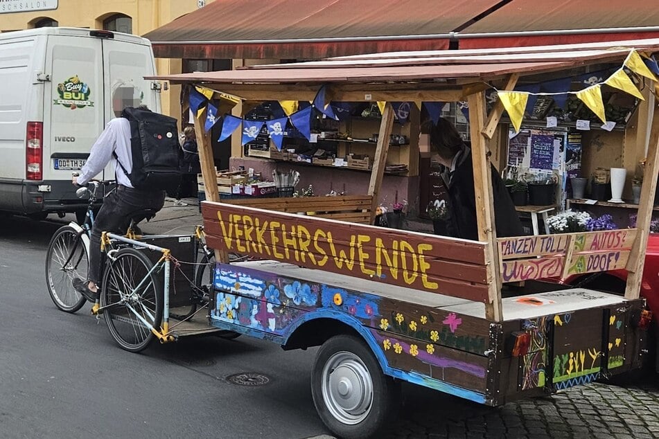 Mit ihrem Lastenrad samt Anhänger warb das Dresdner Kollektiv für die "Verkehrswende".