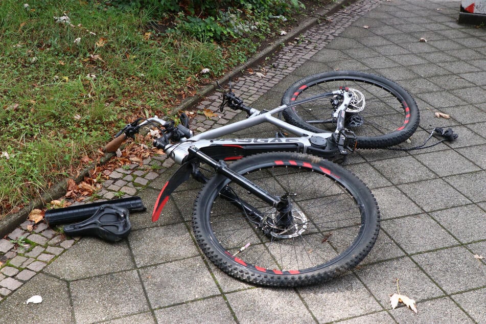 Der Radfahrer musste medizinisch behandelt werden.
